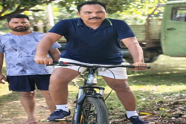 bicycle theft : गोड्डा से कांग्रेस विधायक प्रदीप यादव की साइकिल चोरी