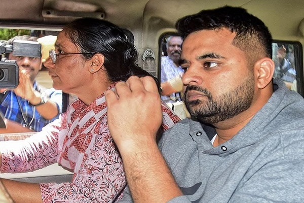 life imprisonment : पूर्व सांसद प्रज्वल रेवन्ना को रेप मामले में आजीवन कारावास, कोर्ट ने 5 लाख जुर्माना लगाया