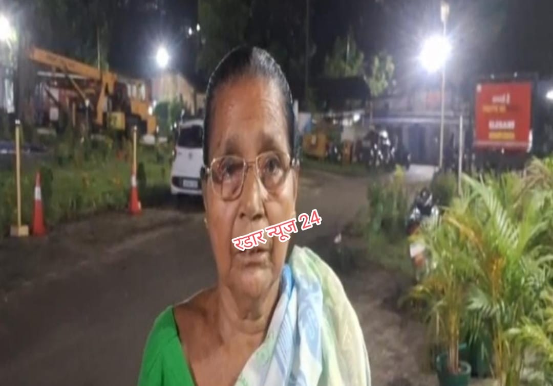 Shardiya Navratri 2025 : काशीडीह में मेला घूमने आई बुजुर्ग महिला से उचक्के ने चेन छीनी, भीड़ का फायदा उठाकर भागा आरोपी