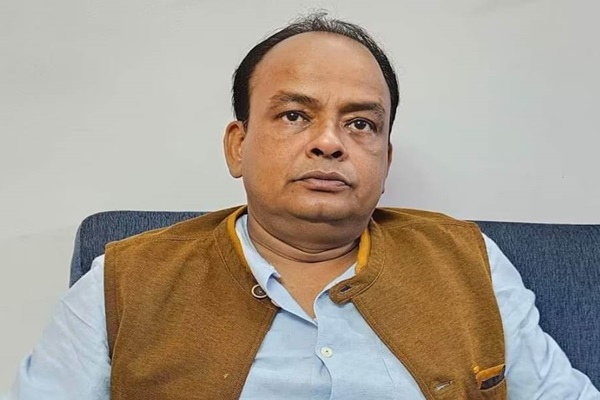 Ranchi : मंत्री डॉ. इरफान अंसारी का SIR पर प्रहार, कहा- झारखंड पर थोपना आसान नहीं