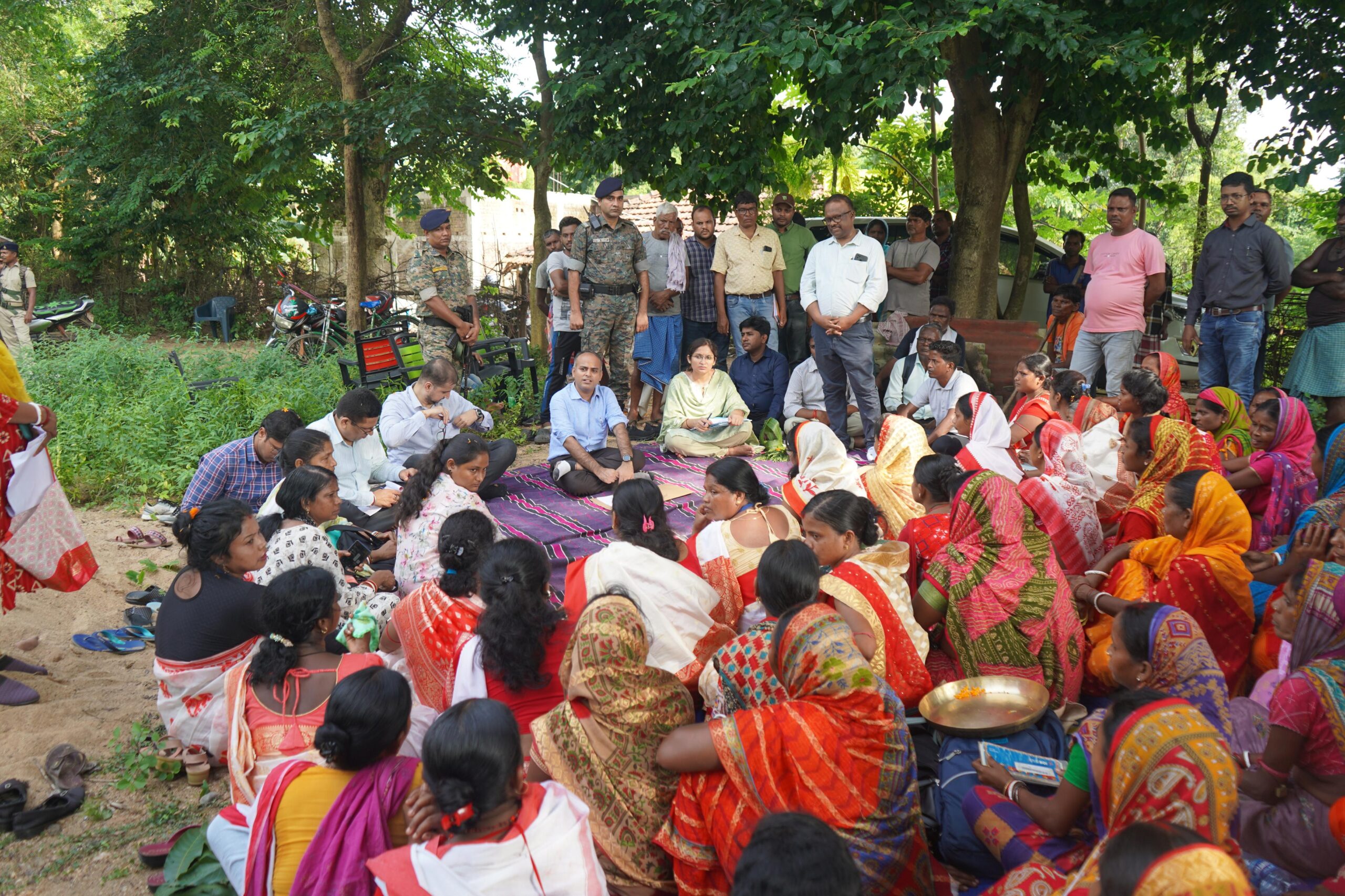 Jamshedpur: उपायुक्त ने मुसाबनी में किया Vegetable Farming Cluster का निरीक्षण