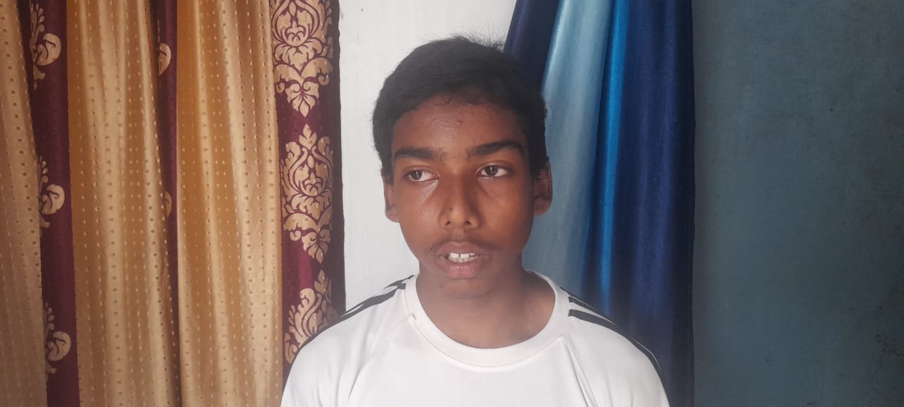 Jadugora: यूसिल कॉलोनी में दिनदहाड़े अपहरण का प्रयास, छात्र बाल-बाल बचा