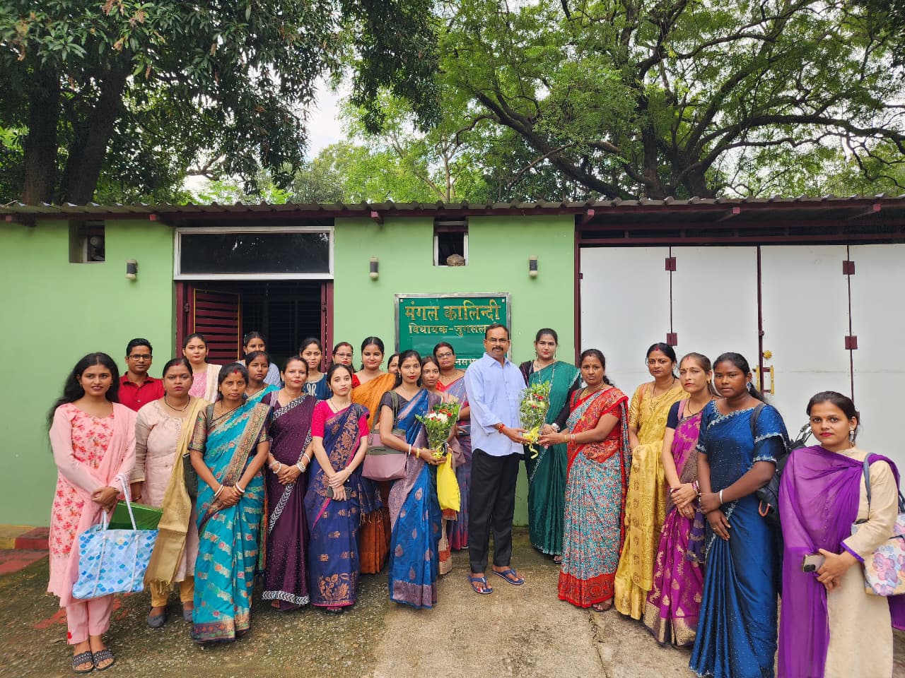 Norman’s Convent School गदड़ा में विधायक मंगल कालिंदी ने शिक्षकों को किया सम्मानित