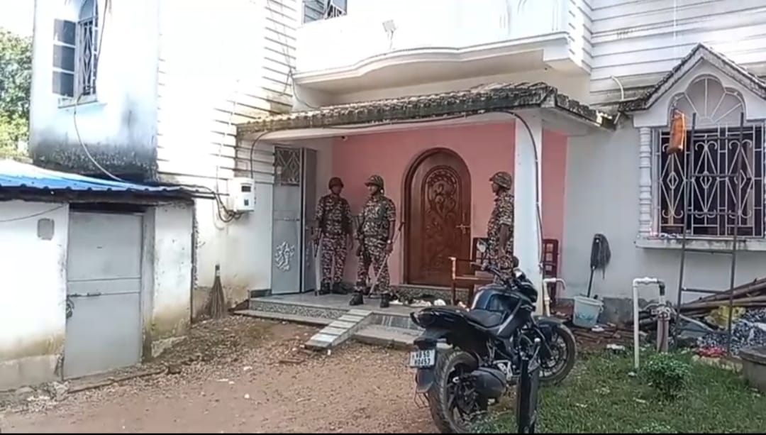 Jhargram: झाड़ग्राम में बालु तस्करी पर बड़ी कार्रवाई, रेत कारोबारियों में हड़कंप