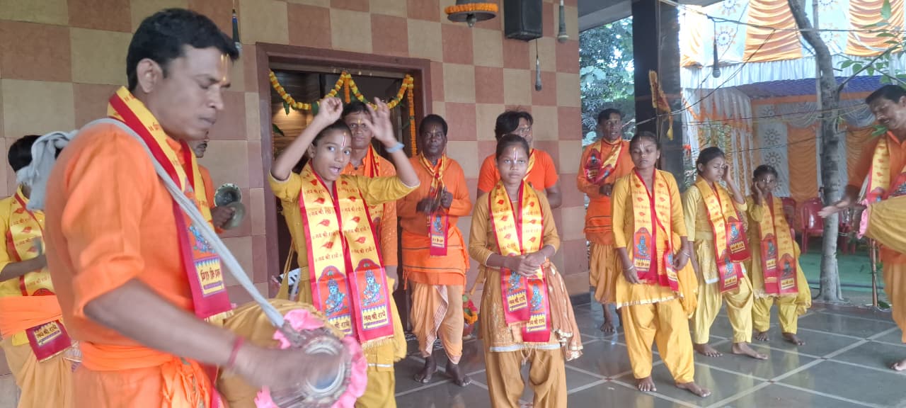 Potka: शाह कंपनी परिसर में आठ पहर हरिनाम संकीर्तन, क्षेत्र की सुख-समृद्धि की कामना