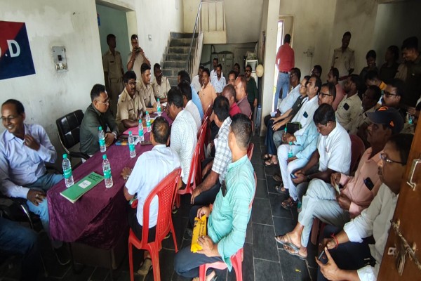 Bahragora: बहरागोड़ा में आठ स्थानों पर होगी दुर्गा पूजा, प्रशासन ने की शांति बनाए रखने की अपील