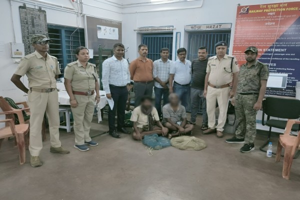 Kharagpur: खड़गपुर मंडल में बड़ी कार्रवाई, ट्रेन से 17 संरक्षित कछुए बरामद