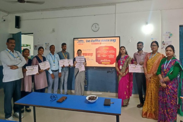 Rambha College में मनाई गई दिनकर जयंती, चित्रकला – कविता वाचन प्रतियोगिताओं से सजा हिंदी उत्सव