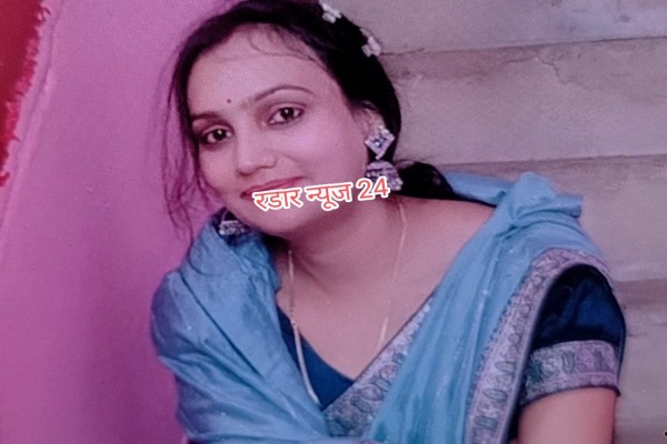 Jamshedpur: फेसबुक में लाइव आकर महिला ने लगाई फांसी, पति हिरासत में