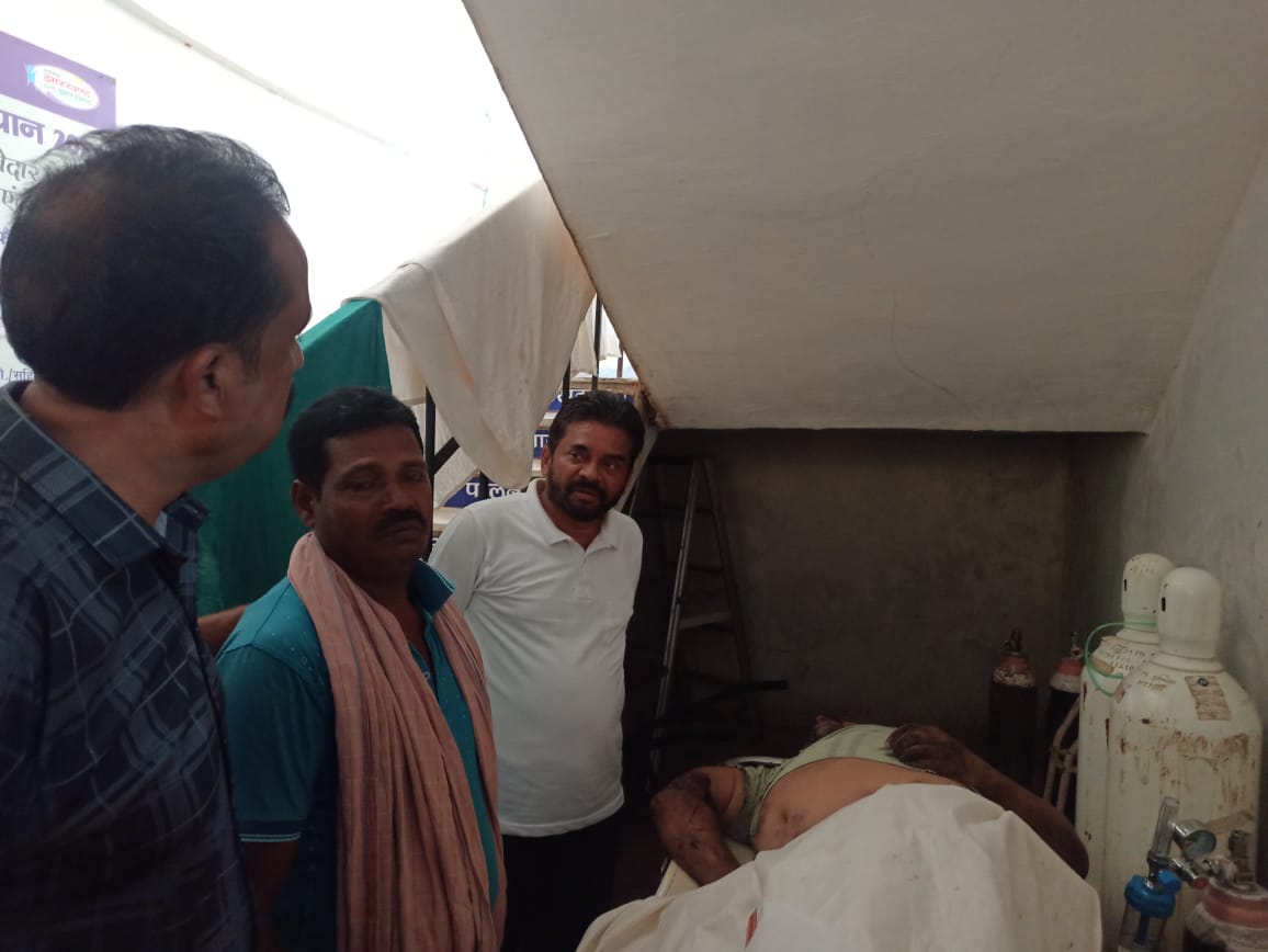 Bahragora: बहरागोड़ा में ट्रकों की भीषण टक्कर, एक चालक की मौत – दूसरे की हालत नाज़ुक