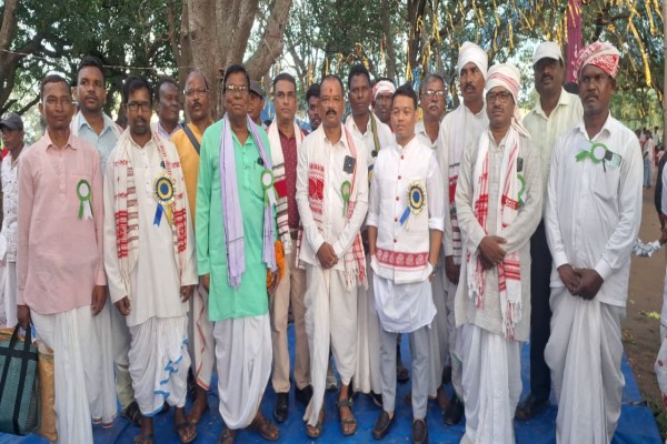 Potka: पोटका में करम महोत्सव, ओड़िशा, झारखंड और बंगाल से पहुंचे हजारों लोग