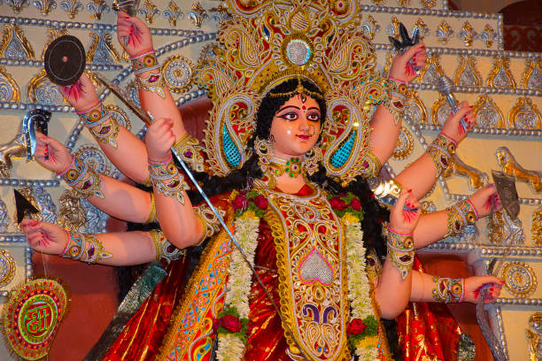 Shardiya Navratri 2025: नवरात्रि का दूसरा दिन, मां ब्रह्मचारिणी की पूजा से मिलती है तप और संयम की शक्ति