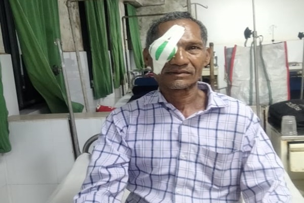 Gua : सेल किरीबुरु चिकित्सालय में 62 वर्षीय जीतू हांसदा का सफल नेत्र ऑपरेशन, लौटी रोशनी