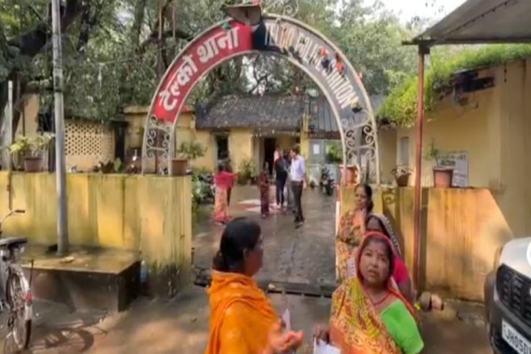 Jamshedpur: चिटफंड के नाम पर महिलाओं से ठगी, 20 लाख लेकर प्यारी देवी गायब