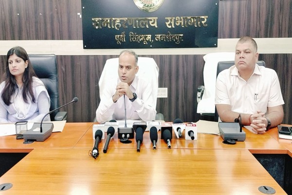 Ghatshila: घाटशिला में चुनावी गहमागहमी तेज – नामांकन प्रक्रिया शुरू, 2.56 लाख मतदाता तय करेंगे किस्मत