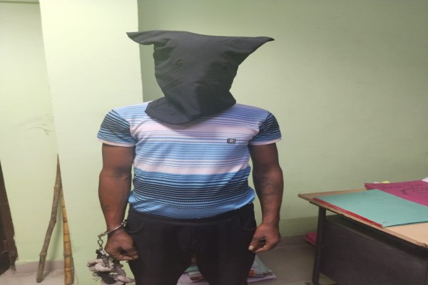 Jamshedpur: जमशेदपुर पुलिस की बड़ी कार्रवाई, ब्राउन शुगर बेचते युवक गिरफ्तार