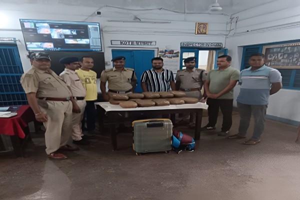 Kharagpur: बालेश्वर स्टेशन पर RPF की बड़ी कार्रवाई, 15 किलो गांजा बरामद