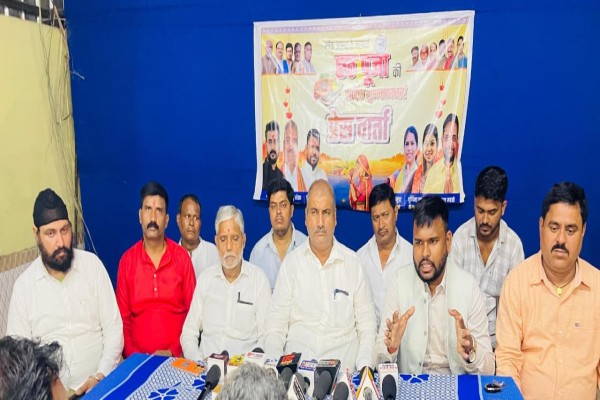 Jamshedpur: छठ पर्व पर भाजपा युवा मोर्चा 1001 व्रतधारियों के बीच बांटेगा पूजन सामग्री