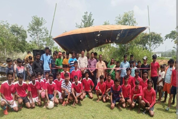 Bahragora: बहरागोड़ा में दो दिवसीय फुटबॉल प्रतियोगिता का धमाकेदार आगाज, 32 टीमों ने लिया हिस्सा