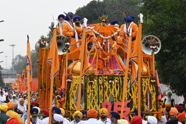 Jamshedpur: गुरु नानक देव जी के 556वें प्रकाशोत्सव पर निकलेगा नगर कीर्तन, श्रद्धालुओं से अनुशासन की अपील