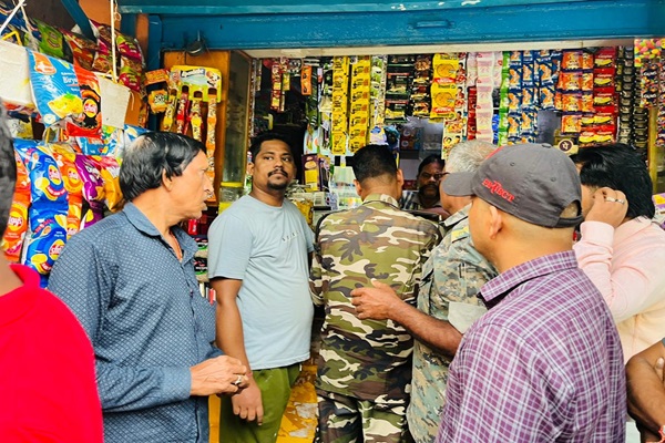 Seraikela : तंबाकू मुक्त युवा अभियान 3.0 के तहत छापामारी, ₹1400 का जुर्माना वसूला