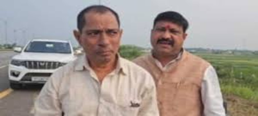 Pawan Singh के ससुर ने किया खुलासा, बोले – भोजपुरी सुपरस्टार पर पत्नी को विधायक बनाने का नहीं था कोई दबाव