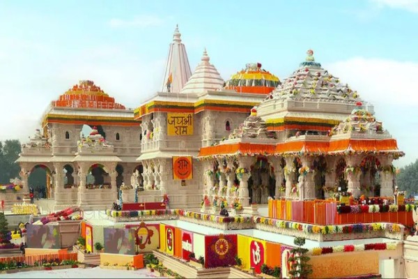 Ayodhya: अयोध्या में ध्वजारोहण कार्यक्रम की तैयारियाँ तेज, PM के दौरे को लेकर सुरक्षा एजेंसियां सतर्क