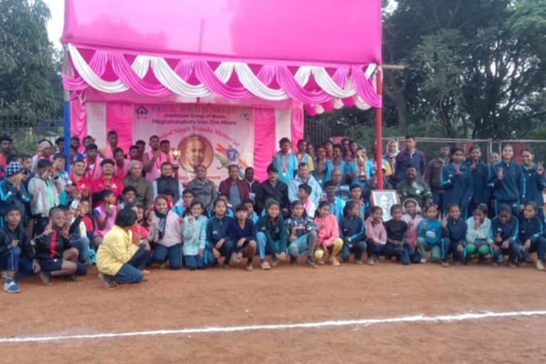 Gua : स्व. जयपाल सिंह मुण्डा मेमोरियल हॉकी प्रतियोगिता का हुआ भव्य शुभारंभ