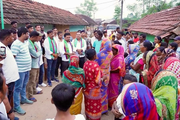 Ghatsila : झामुमो ने विकास नहीं किया, जनता को ठगा – लंबोदर महतो