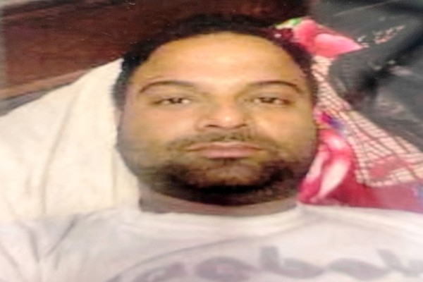 Jamshedpur: आर्थिक तंगी और मानसिक तनाव से परेशान 42 वर्षीय कार चालक ने की आत्महत्या