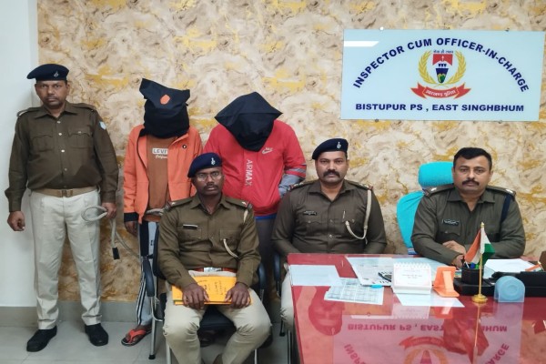 Jamshedpur: धतकीडीह से चोरी हुई सूमो का पुलिस ने किया खुलासा, दो आरोपी गिरफ्तार