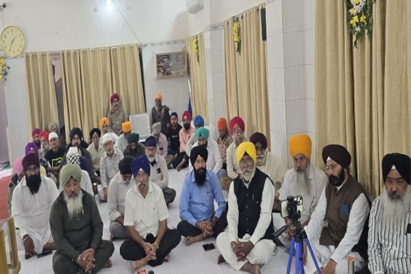 Jamshedpur: गुरु तेग बहादुर को समर्पित तीसरा समागम, पटना साहिब और जालंधर के जत्थों ने किया शब्द गायन