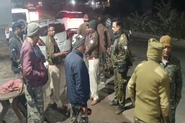 Chandil: होटल संचालक ने निजी व्यक्ति को CCTV फुटेज देने से किया इंकार, चली गोली