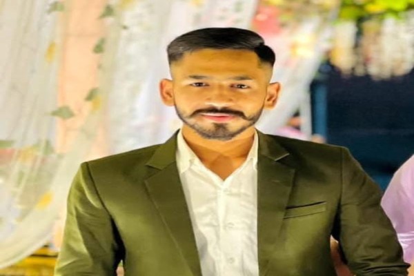 Jamshedpur: तौकीर उर्फ़ गोरा हत्याकांड मामले में दो नामजद आरोपी ने थाने में किया आत्मसमर्पण