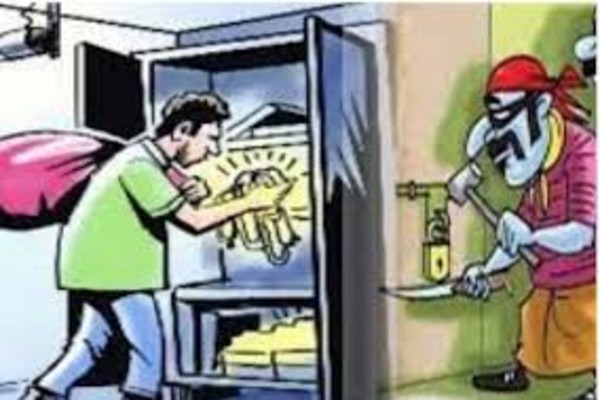 Jamshedpur: शहर में चोरी की बढ़ती घटनाओं से दहशत, कमलपुर और मानगो में 8 लाख की चोरी