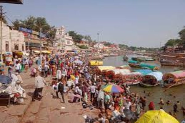 Kartik Purnima 2025: अयोध्या में कार्तिक पूर्णिमा पर सरयू में डुबकी लगाने पहुंचे लाखों श्रद्धालु, सुरक्षा-व्यवस्था चाक-चौबंद