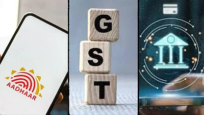 1 नवंबर से बदल गए ये अहम नियम – आधार, GST, बैंकिंग में नया अपडेट