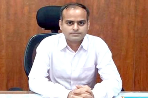 Jamshedpur : शीतलहर के कारण जिले के कक्षा 12 तक के सभी विद्यालयों में अवकाश