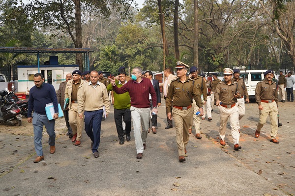 Jamshedpur : राष्ट्रपति के जमशेदपुर–आदित्यपुर आगमन के लिए जिला प्रशासन ने की तैयारियों की समीक्षा