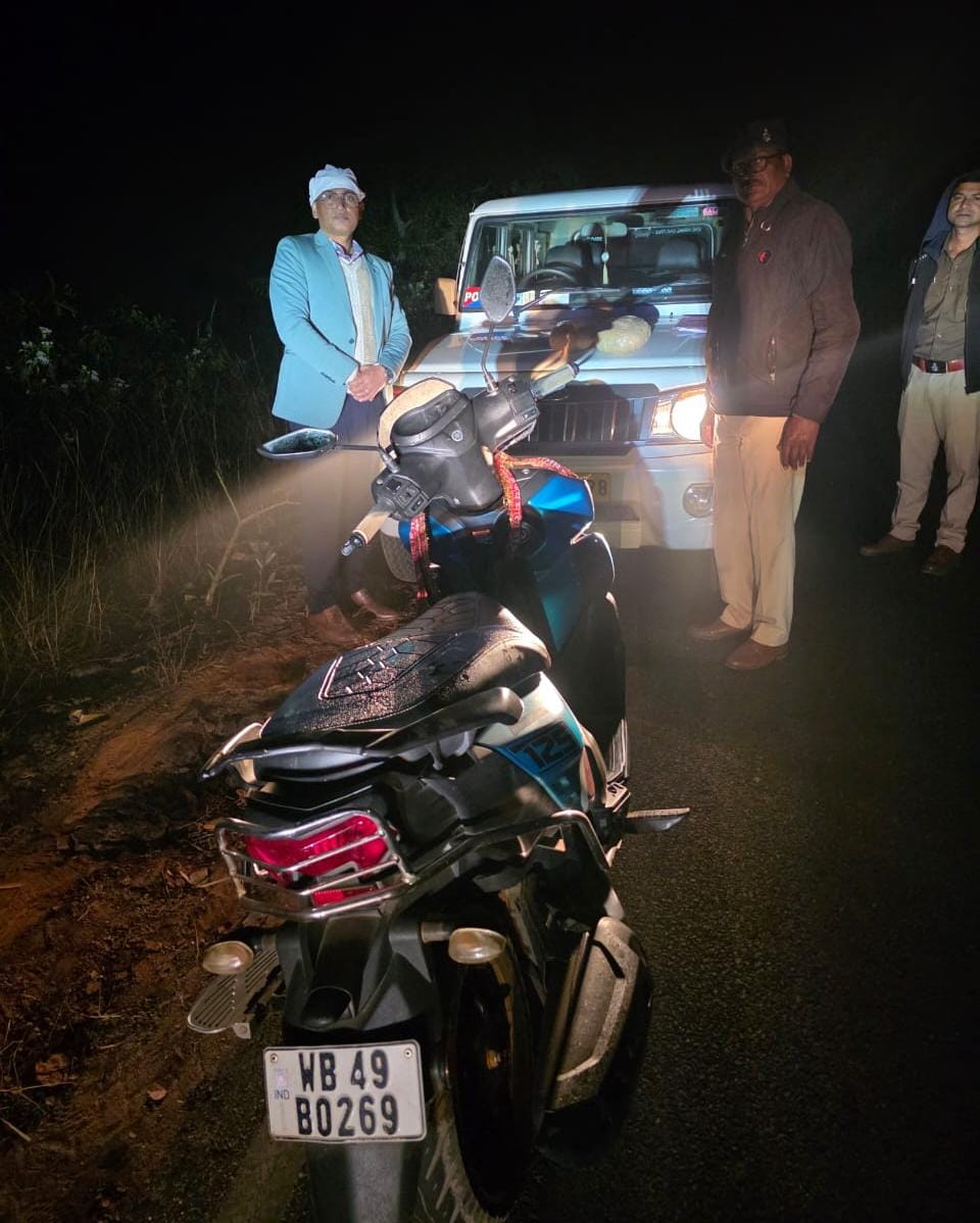 Baharagoda : बड़सोल पुलिस को देख स्कूटी छोड़कर भागा तस्कर, डिक्की से दो किलो गांजा बरामद