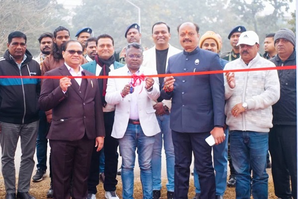 Jamshedpur : RVS कॉलेज में वार्षिक खेलकूद “Frolic” कार्यक्रम का आयोजन, विधायक सोमेश चंद्र सोरेन हुए शामिल