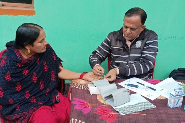 Jamshedpur : सैल्यूट तिरंगा का निःशुल्क स्वास्थ्य शिविर, 240 लोगों को मिली चिकित्सा सेवा