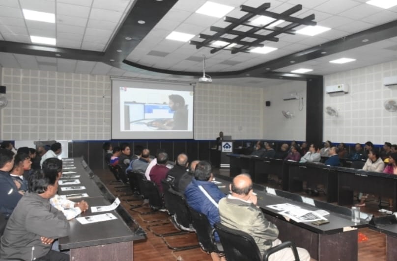 Gua : किरीबुरू में नई श्रम संहिताओं पर कार्यशाला, श्रमिकों को मिली विस्तृत जानकारी