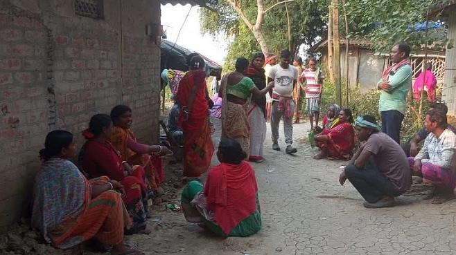 Kharagpur: मृतक ने चार साल पहले बदला था धर्म, अंतिम संस्कार को लेकर विवाद – 36 घंटे तक पड़ा रहा शव