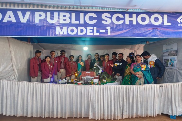 Chaibasa: डीएवी पब्लिक स्कूल के छात्र-छात्राओं ने खनन पर्यावरण संरक्षण सप्ताह में दिखाई प्रतिभा