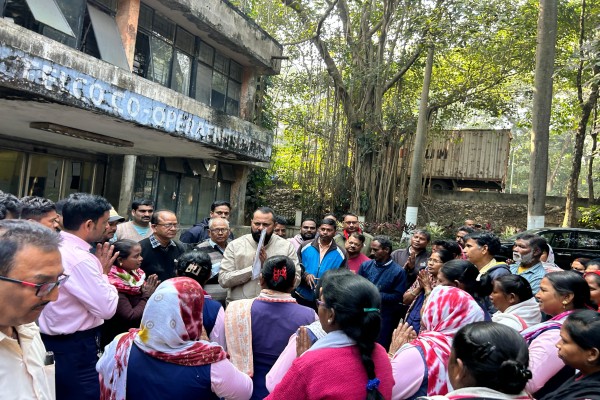 Jamshedpur: आनंद बिहारी दूबे का अल्टीमेटम, 15 दिसंबर तक लंबित फाइलें नहीं सुलझीं तो धरना-प्रदर्शन