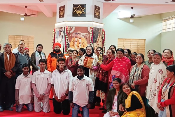 Jamshedpur : सुनील आनंद को आठवीं बार जनसेवा पुरस्कार, आनंद मार्ग में उत्साह का माहौल