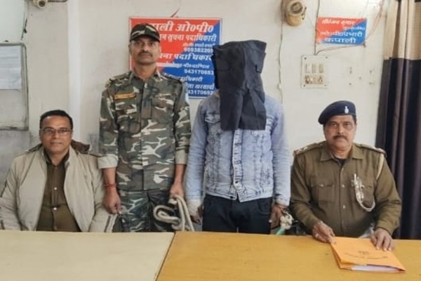 Jamshedpur : कपाली पुलिस को बड़ी कामयाबी, चोरी की दो बाइक के साथ युवक गिरफ्तार