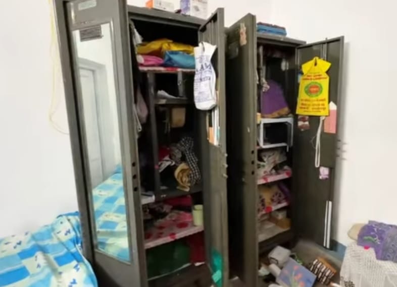 Jamshedpur : बिष्टुपुर थाना क्षेत्र में चोरों का आतंक, बंद पड़े दो घरों से नकदी एवं जेवरात की चोरी 