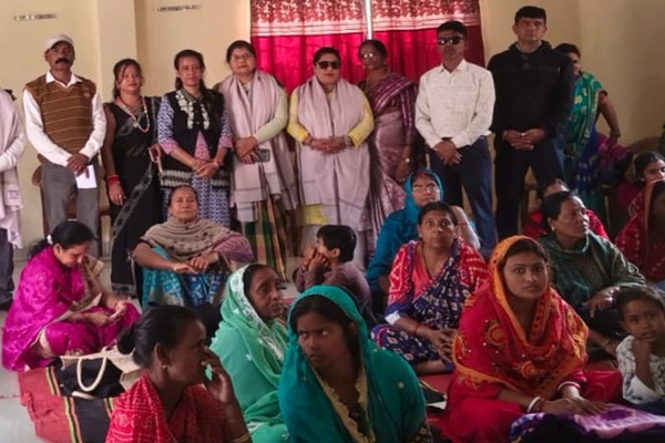 Jamshedpur : ठंड के अंत में भी मानवता की मिसाल, बागबेड़ा में 50 जरूरतमंदों को मिला कंबल